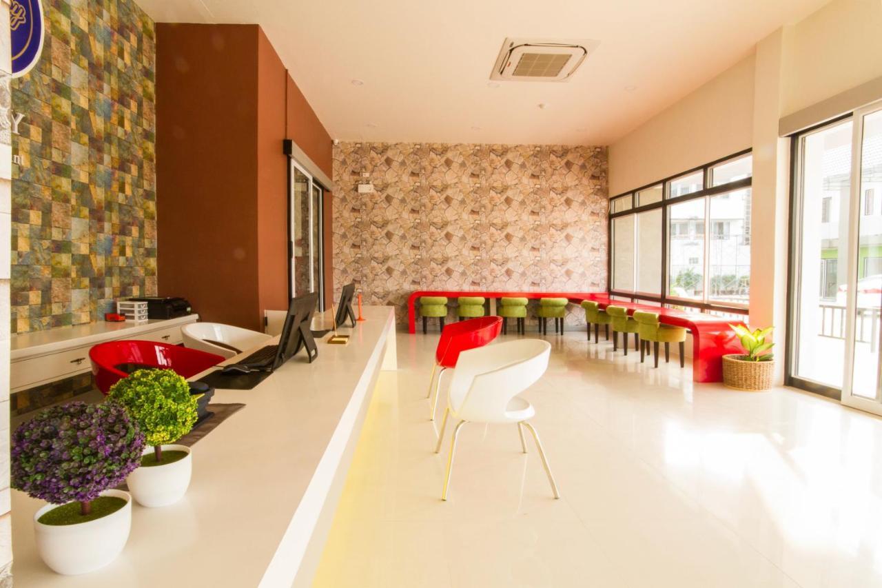 碧差汶毕斯缇尼餐厅酒店 外观 照片